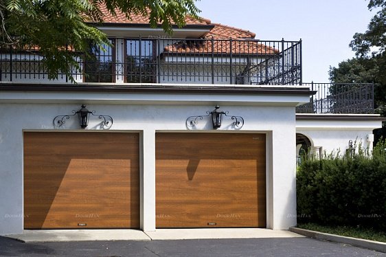 Секционные гаражные ворота Doorhan RSD01 BIW (2700х2700)