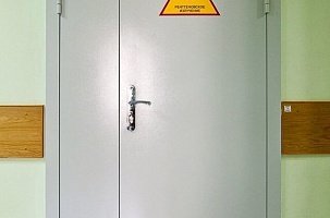 Рентгенозащитная дверь Свинцовый эквивалент 0,5мм